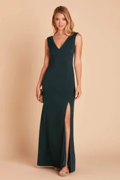 Shamin Crepe Dress - Emerald 17 Shamin Crepe Dress - Emerald -US Skirt Sales 2024 2e48235c5d2024f9f84588e5a30ff4eb scaled