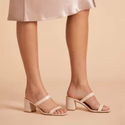 Alby Low Chunky Heel - Almond -US Skirt Sales 2024 BIRDY GREY ALBY SHOE ALMOND 01