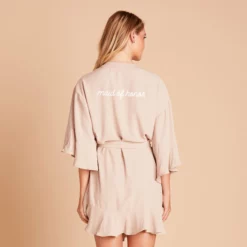 Kenny Ruffle Robe - Taupe 21 Kenny Ruffle Robe - Taupe -US Skirt Sales 2024 BIRDY GREY KENNY BRIDESMAID RUFFLE ROBE TAUPE 03 PERSONALIZATION 02