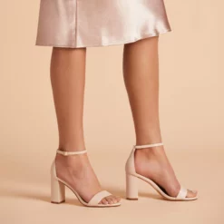 Mary High Chunky Heel - Almond 11 Mary High Chunky Heel - Almond -US Skirt Sales 2024 BIRDY GREY MARY SHOE ALMOND 01