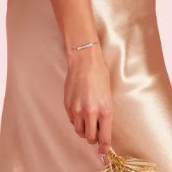 Minneapolis Bar Bracelet 6 Minneapolis Bar Bracelet -US Skirt Sales 2024 BIRDY GREY MINNEAPOLIS BAR BRACELET SILVER 03