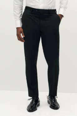 Classic Black Suit By SuitShop -US Skirt Sales 2024 black suitshop groomsmen suit 02 6b9809da 9240 4638 99e7 bbe03e0b2dfd