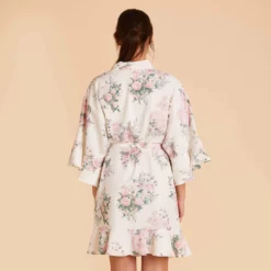 Kenny Floral Ruffle Robe - White Floral Rose 11 Kenny Floral Ruffle Robe - White Floral Rose -US Skirt Sales 2024 white floral rose kenny bridesmaid robe 05